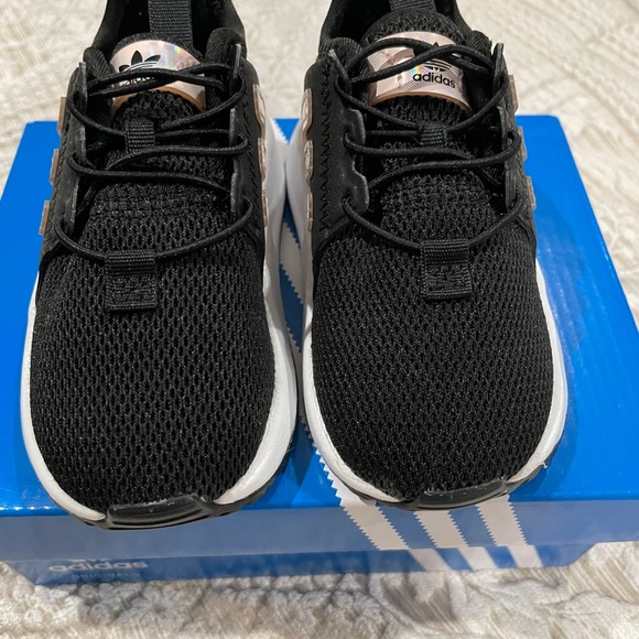 Toddler Adidas Sneakers - Picture 2 of 6